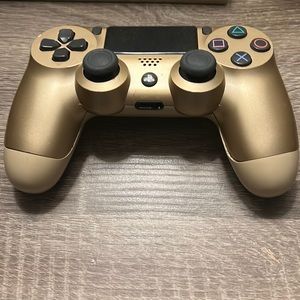 PS4 gold controller perfect condition